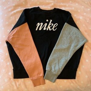 Nike color block crew neck